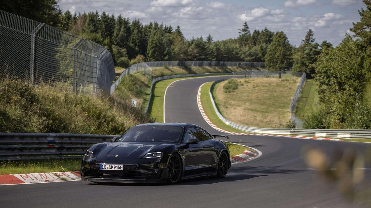 Tajemné Porsche Taycan je novým vládcem Nürburgringu, Teslu překonalo o 17 sekund
